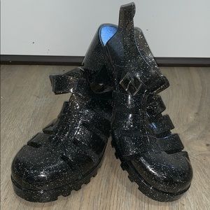 NEVER WORN Jelly sandals
